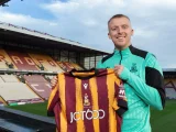 Bradford City Announce Signing of Midfielder George Lapslie