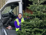 Forget Me Not childrens hospice christmas tree collection volunteer
